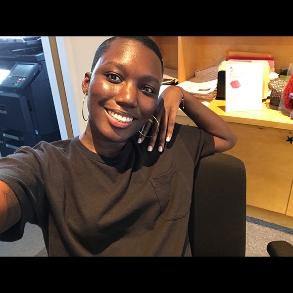 Meet your Posher, Imani - Picture 1 of 1